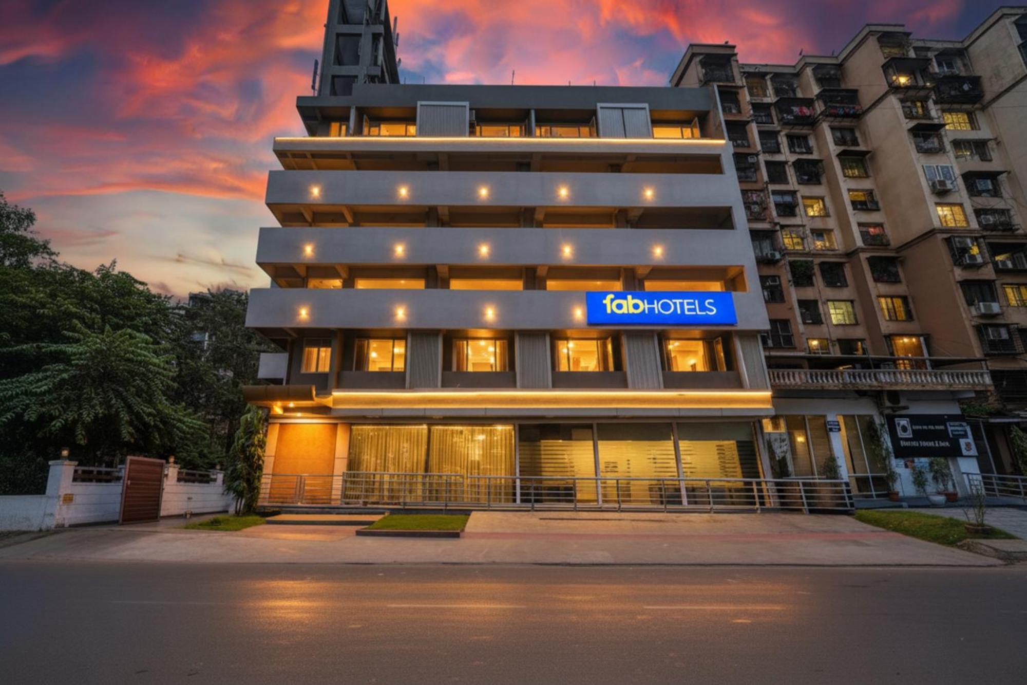 Fabhotel Liwa International - Nr Mumbai International Airport — Photos 1